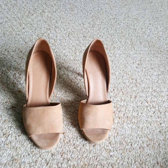 Shoes - Picture 1 of 2
